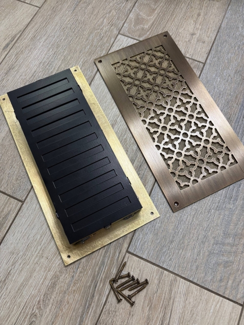 Латунная решетка с регулируемой задвижкой с эффектом старения ЛР16 300х150